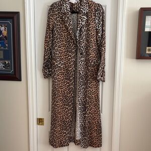 NWT- Sienna Duster in Leopard LPA. Size XXS. Faux flap pockets, back silt.